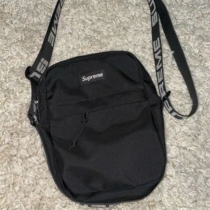Supreme Shoulder Bag (SS18)